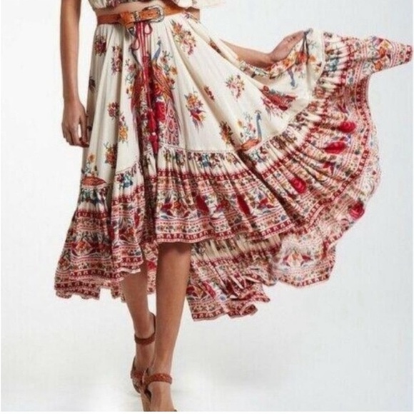 Welcome to the spell universe of not boring clothing! - Picture 2 of 9